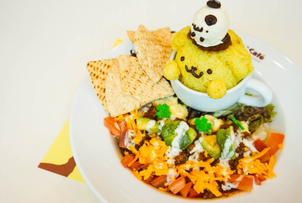 Pompompurin Cafe Singapore Taco Rice in a Cup of Friendship