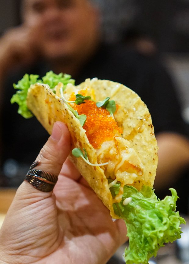 hana-japanese-restaurant-prawn-tempura-sushi-taco