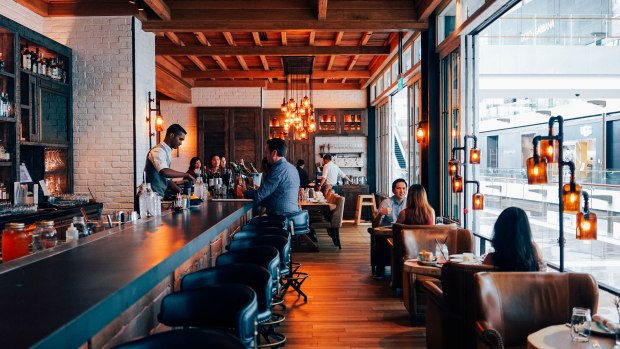 the-southern-bird-table-and-bar-main-floor