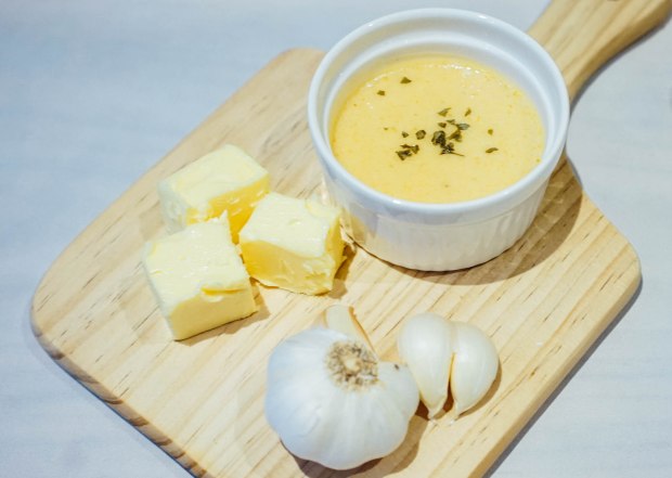 the-boiler-garlic-butter-sauce