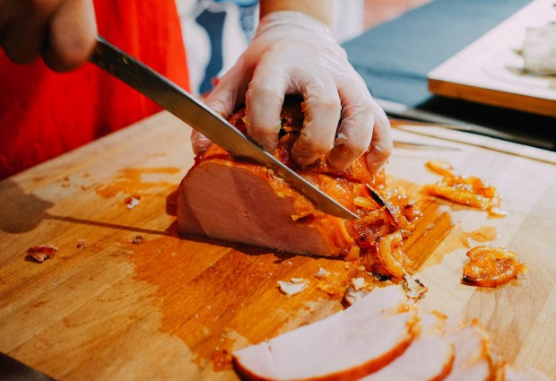 morganfields-orange-marmalade-glazed-whole-gammon-ham-2