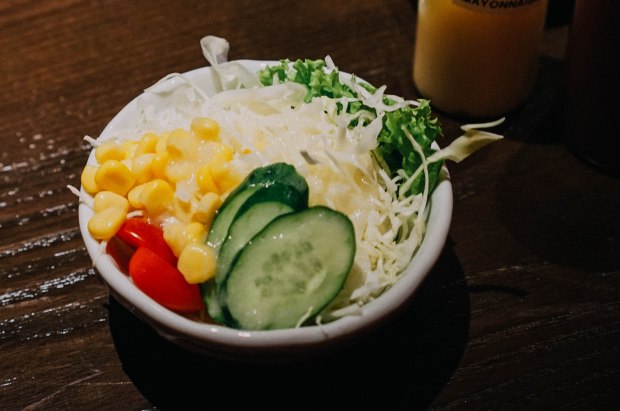 keisuke-omurice-mixed-greens