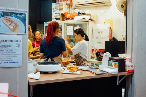 lobsters-and-ice-cream-counter