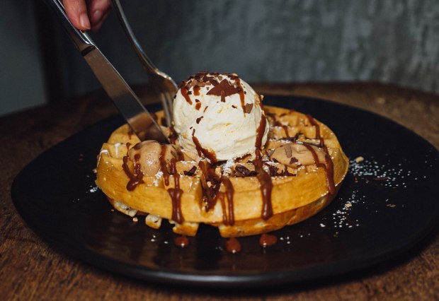 strangers-reunion-buttermilk-waffles-with-hazelnut-praline-and-almond-crumble