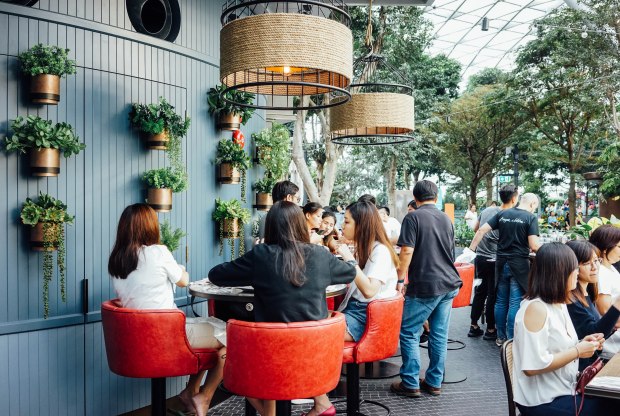 burger-and-lobster-singapore-2