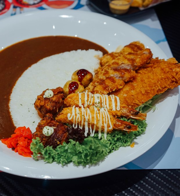 monster-curry-doraemon-special-combo-curry-2