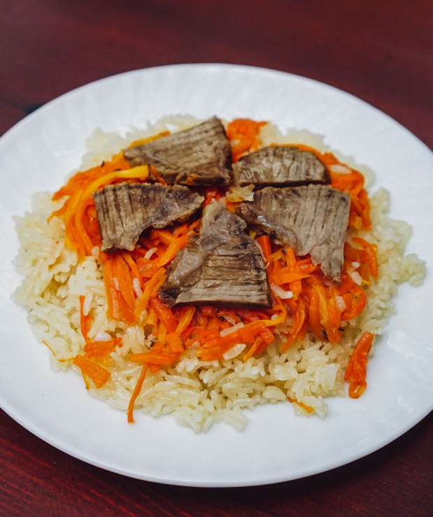 uzbekistan-food-plov-2