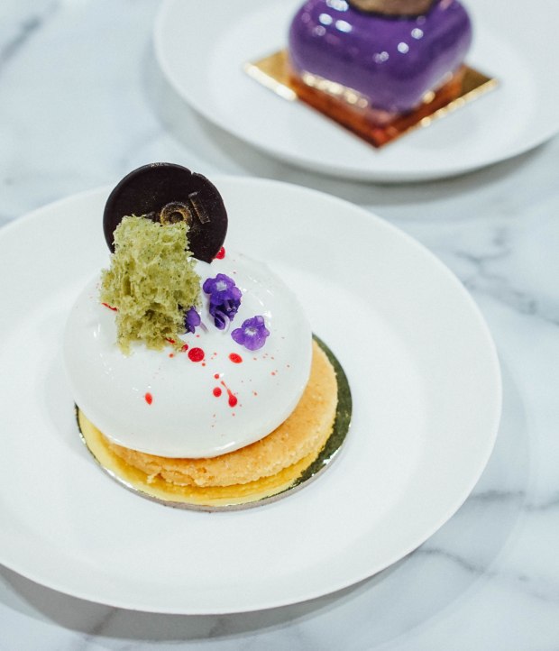 cafe-culture-koi-dessert-bar-berry-cheesecake