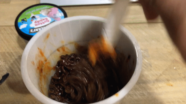 Daebak-Ghost-Pepper-Noodles-2