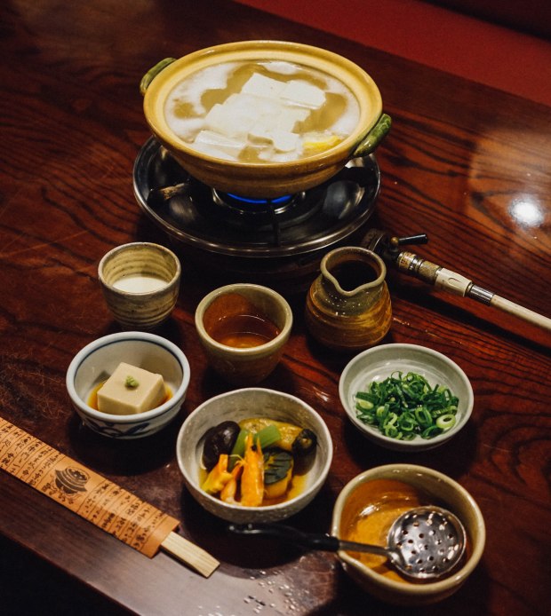 nanzenji-junsei-yudofu-hotpot