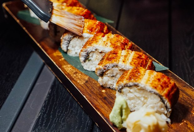 ten-sushi-unagi-eel-roll-2