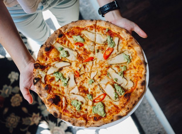 sofi-cafe-pizza-pollo-pepperoncino