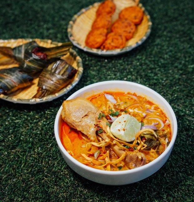 real-thai-thai-laksa-chicken