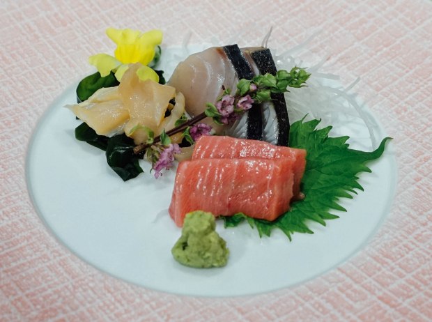 mai-by-dashi-master-marusaya-sashimi