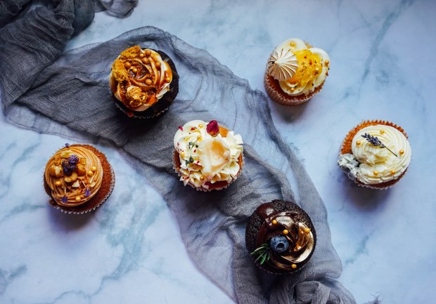 sarahs-loft-assorted-cupcakes-2