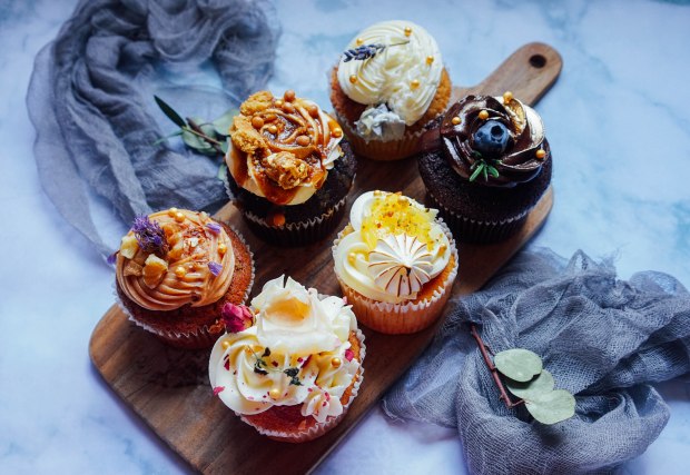 sarahs-loft-assorted-cupcakes