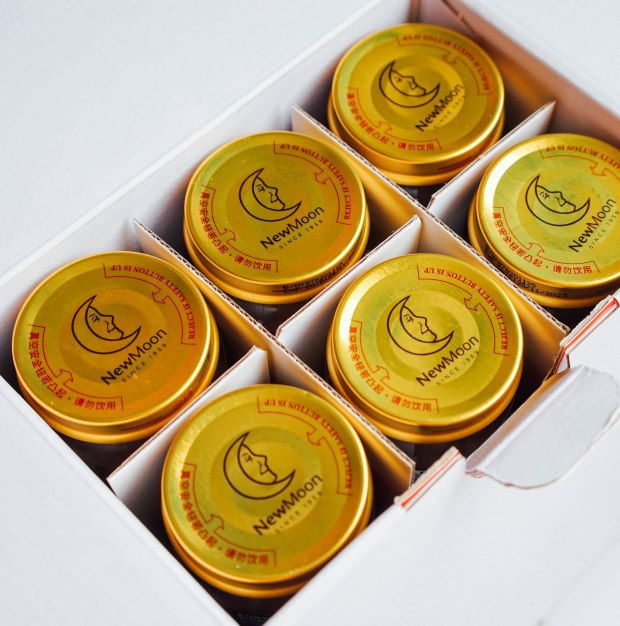 new-moon-birds-nest-with-white-fungus-and-rock-sugar-4