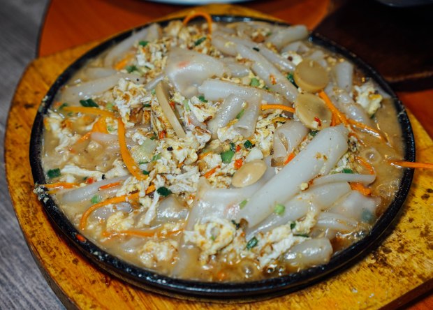 wang-thai-kitchen-fried-kway-chap-with-cai-po