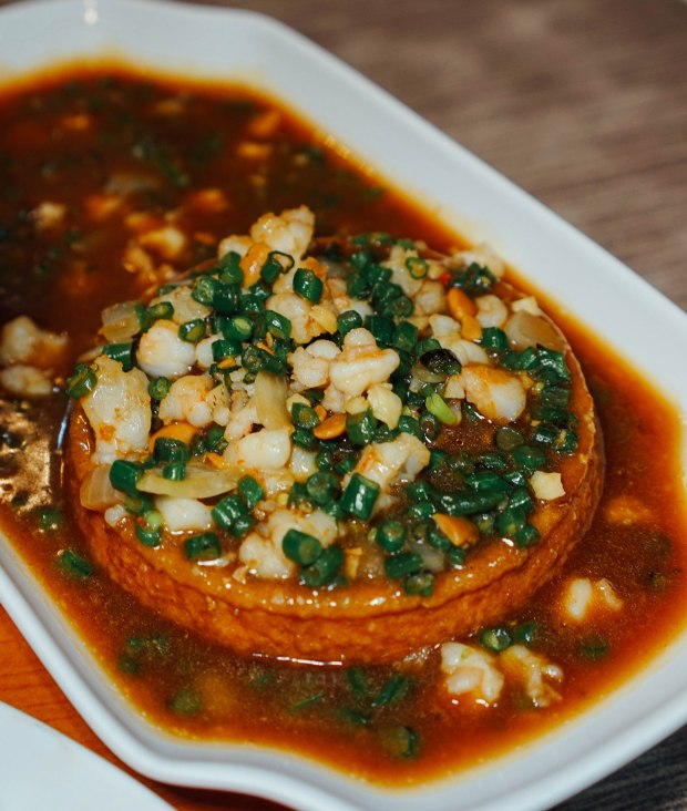 wang-thai-kitchen-homemade-tofu-with-cai-po-and-french-bean-and-prawn