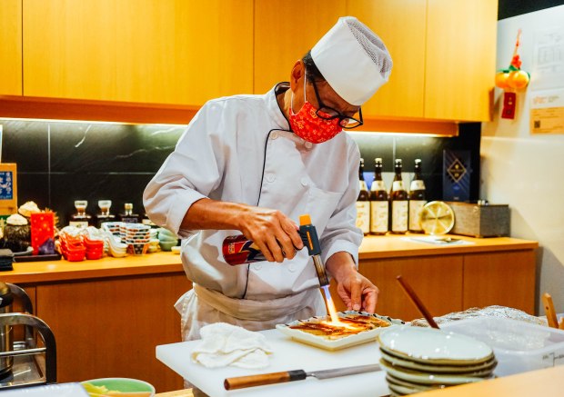 wa-i-sushi-omakase-chef-simon