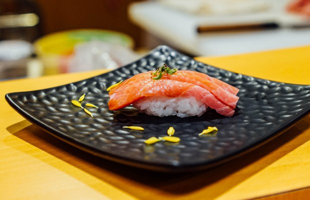 wa-i-sushi-omakase-otoro-nigiri