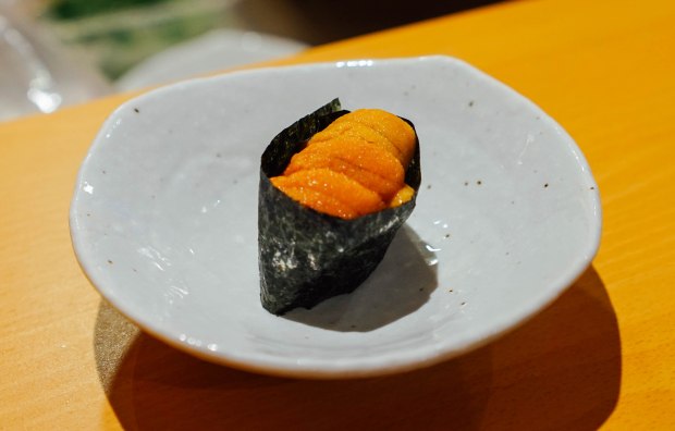 wa-i-sushi-omakase-uni-gunkan-sushi