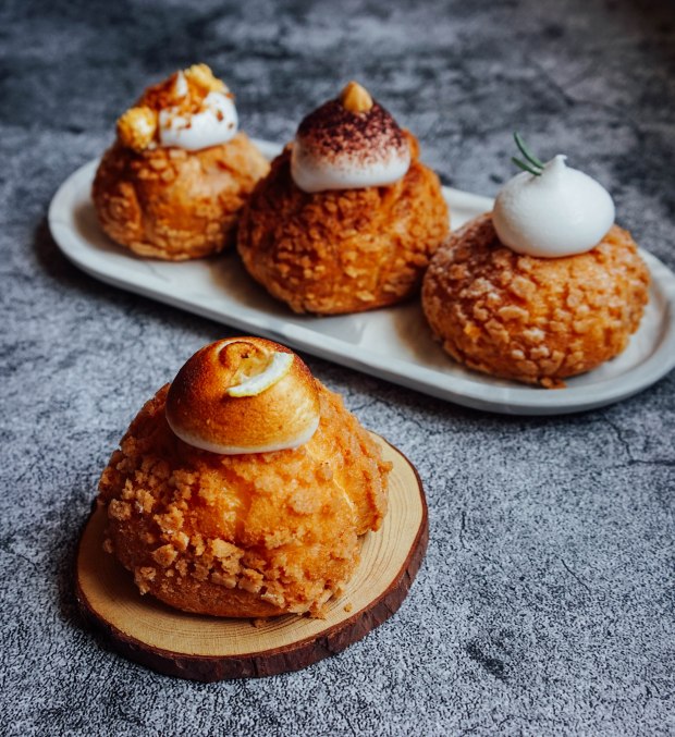 cafe-coco-choux-puff-lemon-meringue
