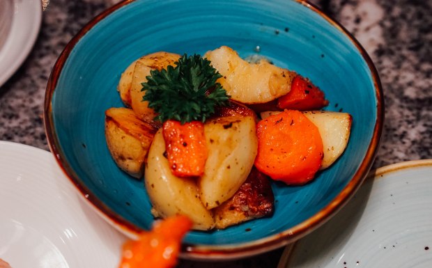 ellenborough-market-cafe-roasted-potatoes-with-rosemary