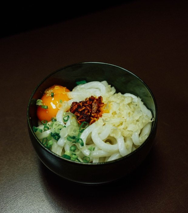 dosukoi-x-donpachi-sake-bar-udon