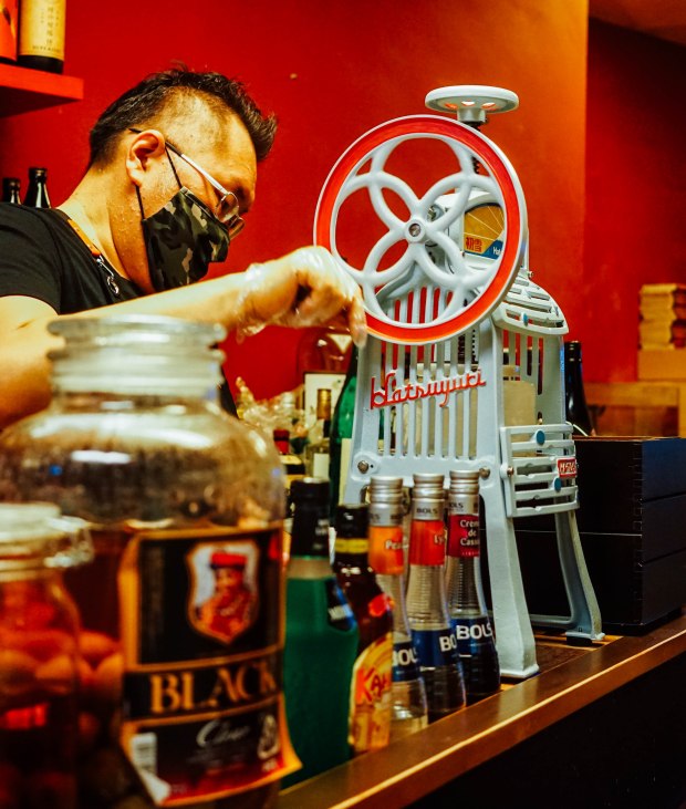 fuwa-fuwa-kakigori-machine