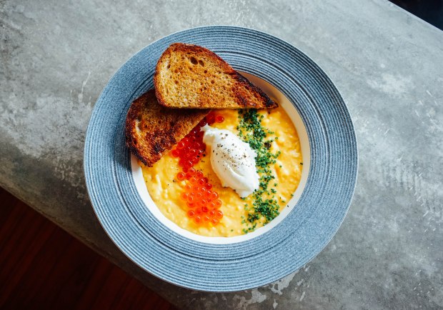 little-rogue-coffee-soft-scrambled-eggs-with-ikura