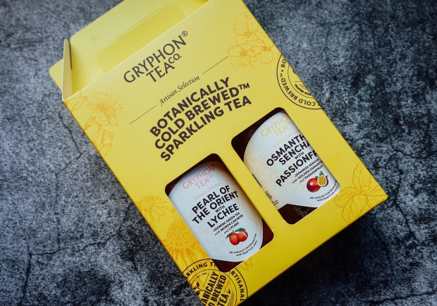 sticky-lo-mi-fan-sticky-x-gryphon-tea-set