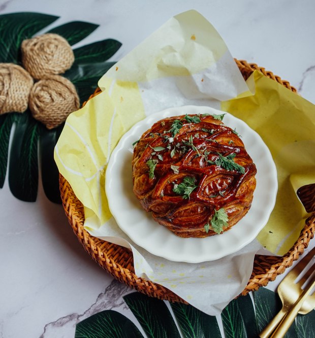 le-matin-patisserie-savoury-assemblage-lamb-and-red-wine-pie