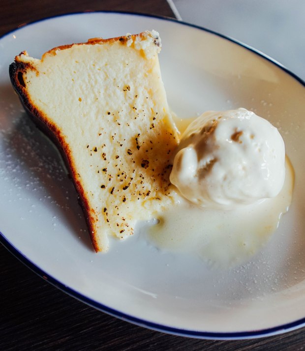 tipsy-penguin-tipsys-burnt-cheesecake