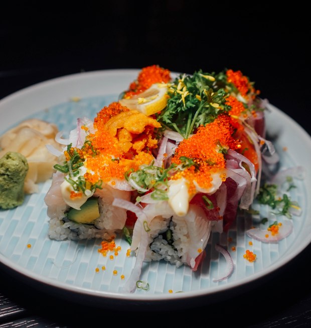 ten-sushi-rainbow-6-kinds-of-seafood-rolls