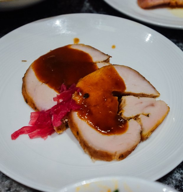 ellenborough-market-cafe-festive-buffet-swissotel-merchant-court-roasted-tom-turkey-with-braised-red-cabbage-giblet-gravy-and-port-wine-sauce