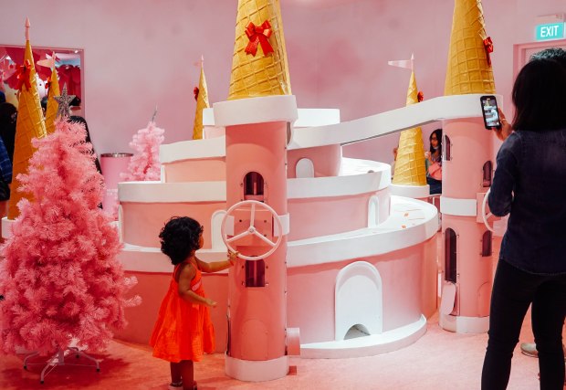 museum-of-ice-cream-singapore-castle