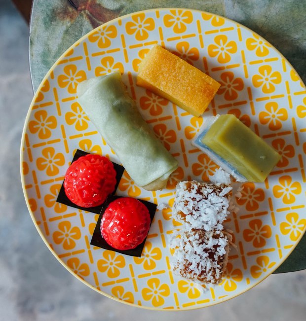 cafe-confetti-kueh-2