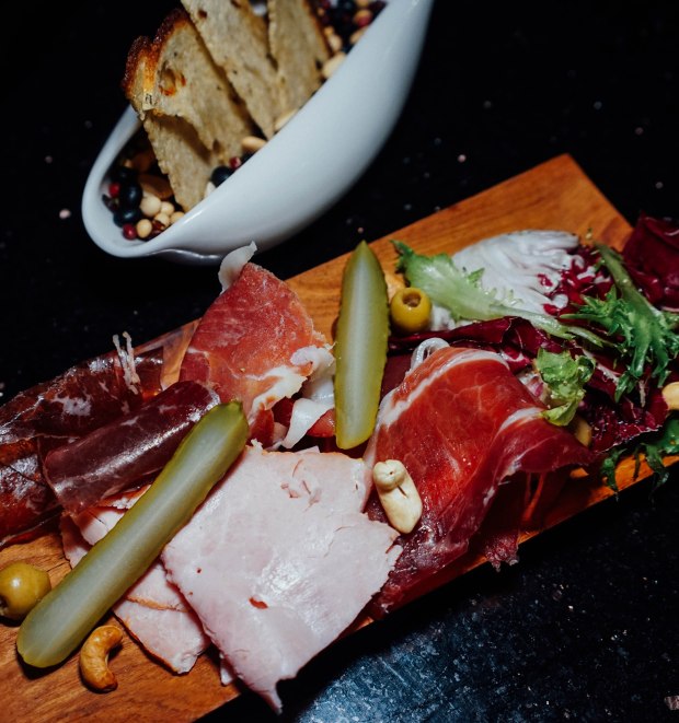 la-belle-epoque-charcuterie-platter