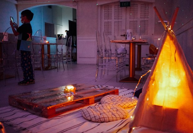 the-secret-patio-valentines-campfire-popup-3