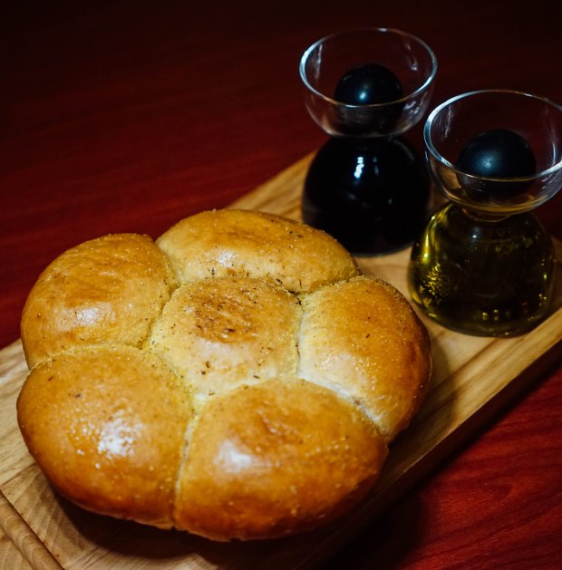 skirt-w-sentosa-bread