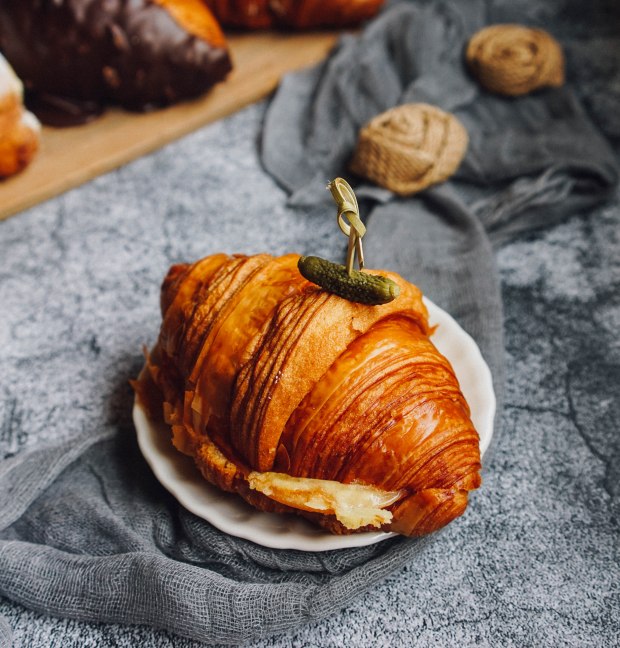 brotherbird-bakehouse-ham-and-cheddar-chicken-twice-baked