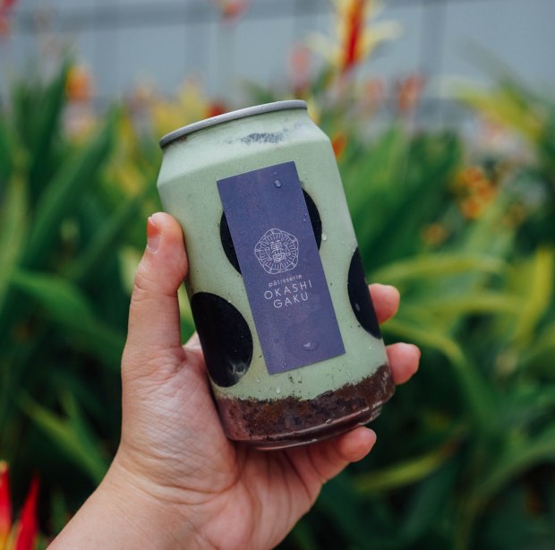 okashi-gaku-matcha-cake-can