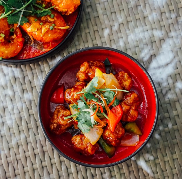 paradox-singapore-merchant-court-at-clarke-quay-alfresco-sweet-and-sour-pork-meatballs