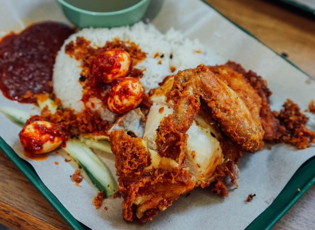 fiies-cafe-nasi-ayam-goreng