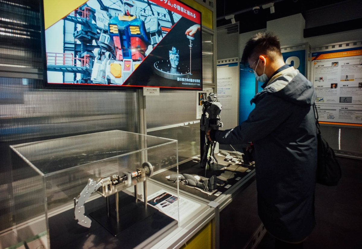 gundam-factory-yokohama-academy-2