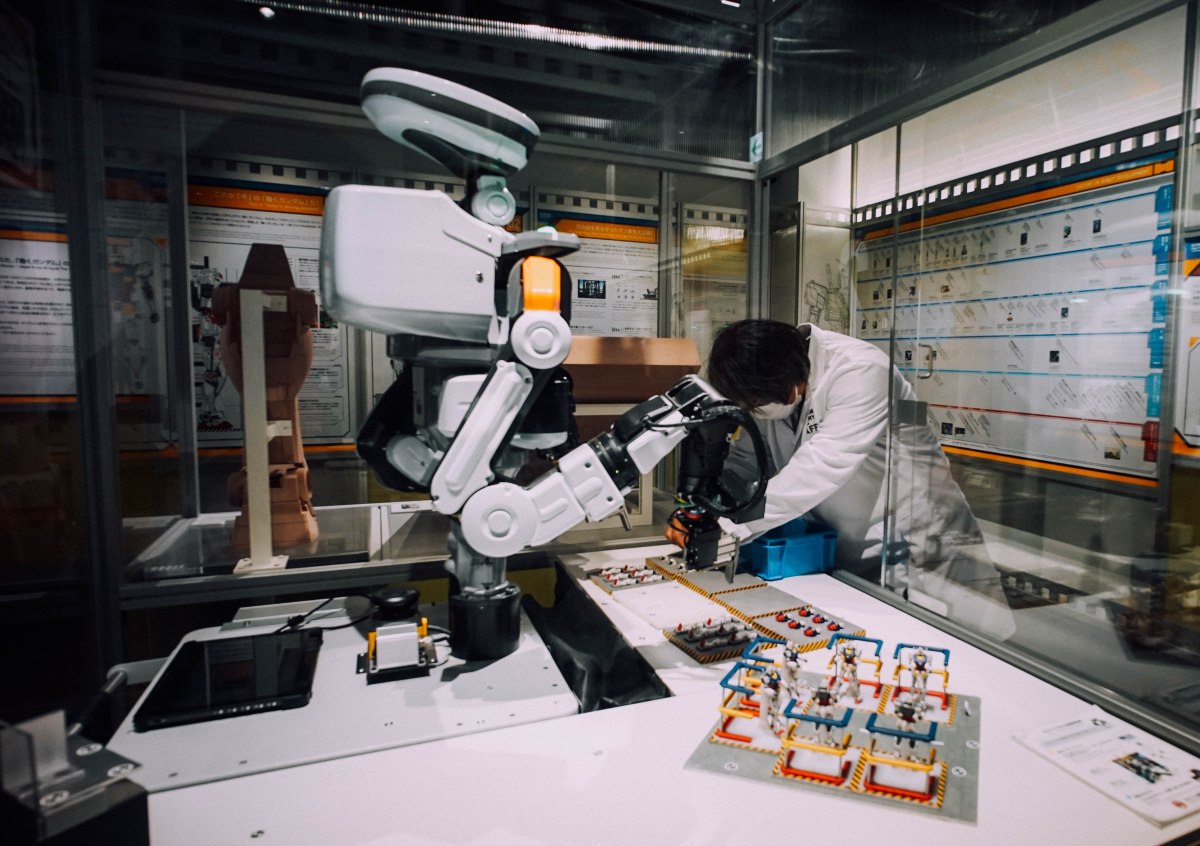 gundam-factory-yokohama-academy