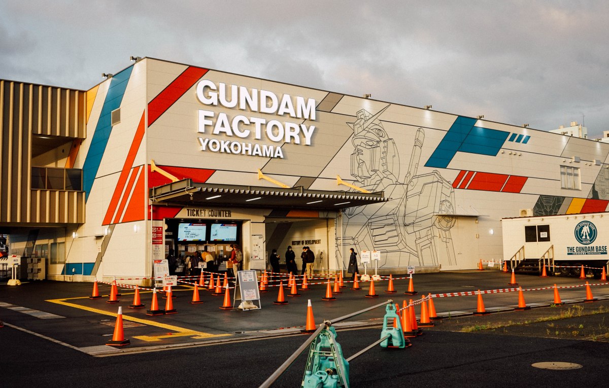 gundam-factory-yokohama-entrance