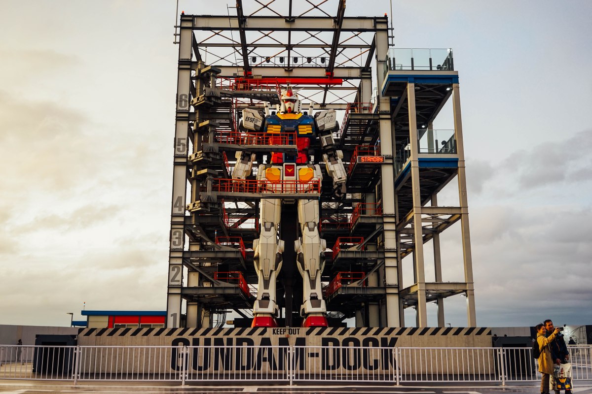 gundam-factory-yokohama-moving-gundam
