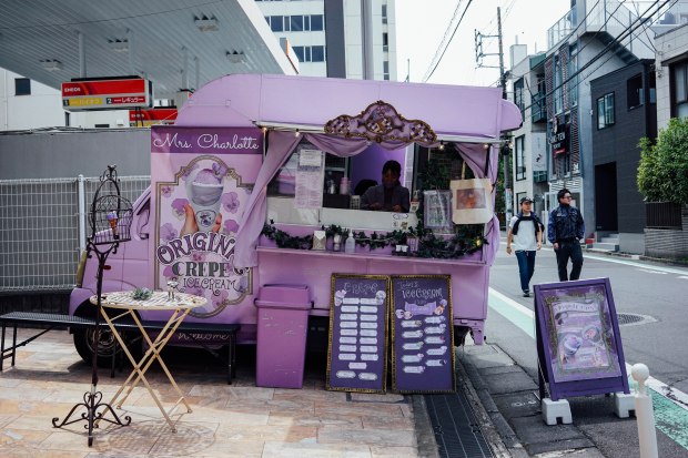 mrs-charlotte-food-truck